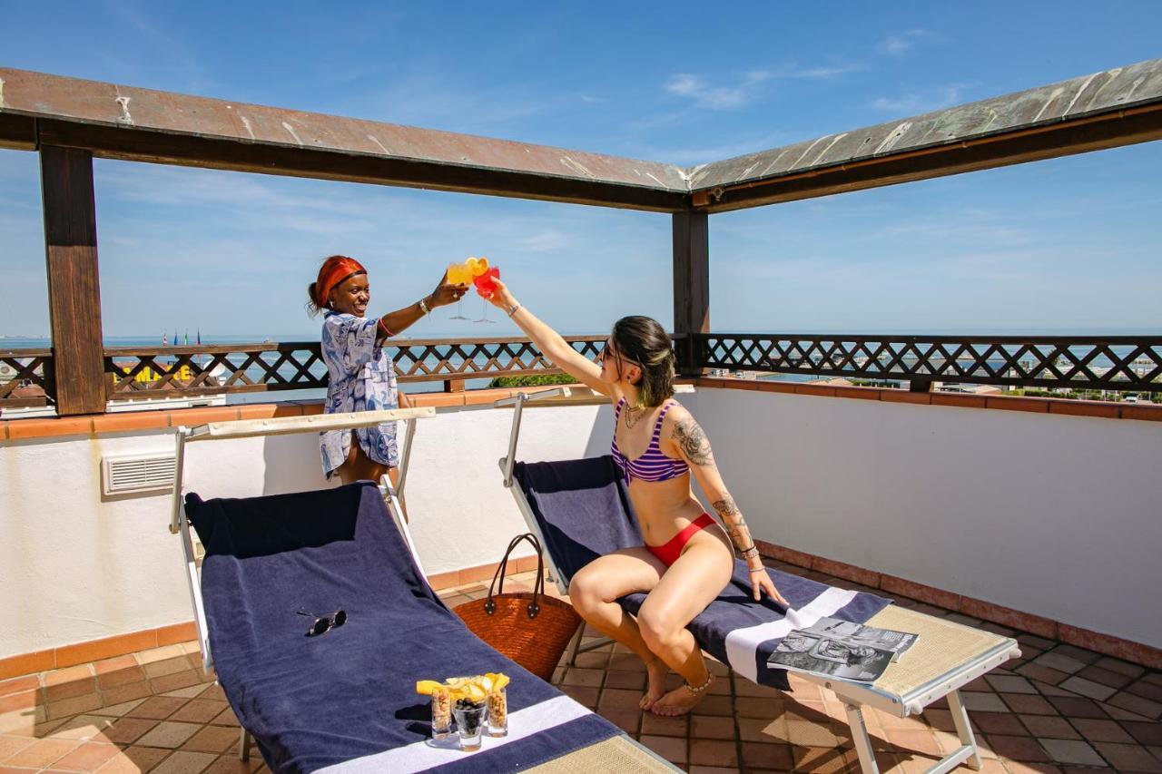 New Bristol Sport Hotel Cesenatico Eksteriør bilde
