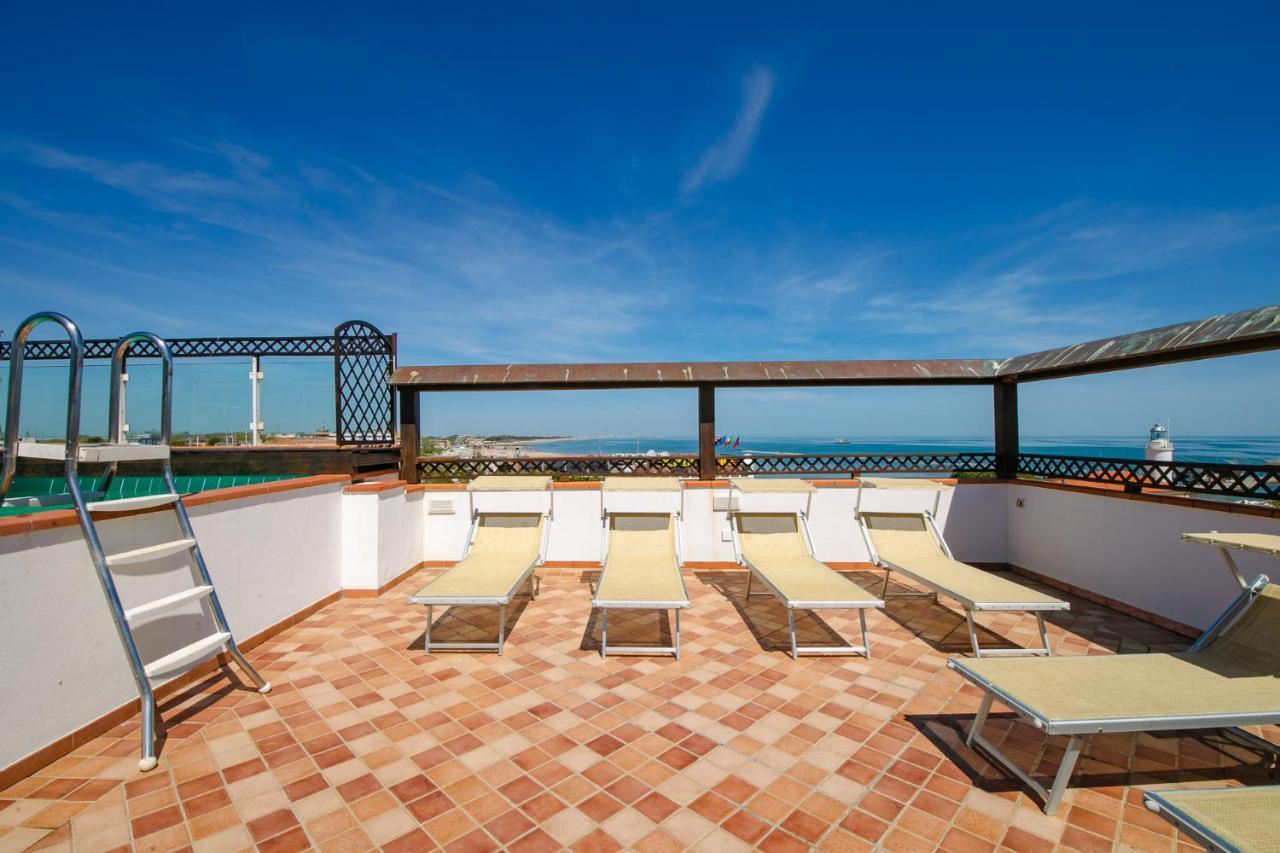 New Bristol Sport Hotel Cesenatico Eksteriør bilde