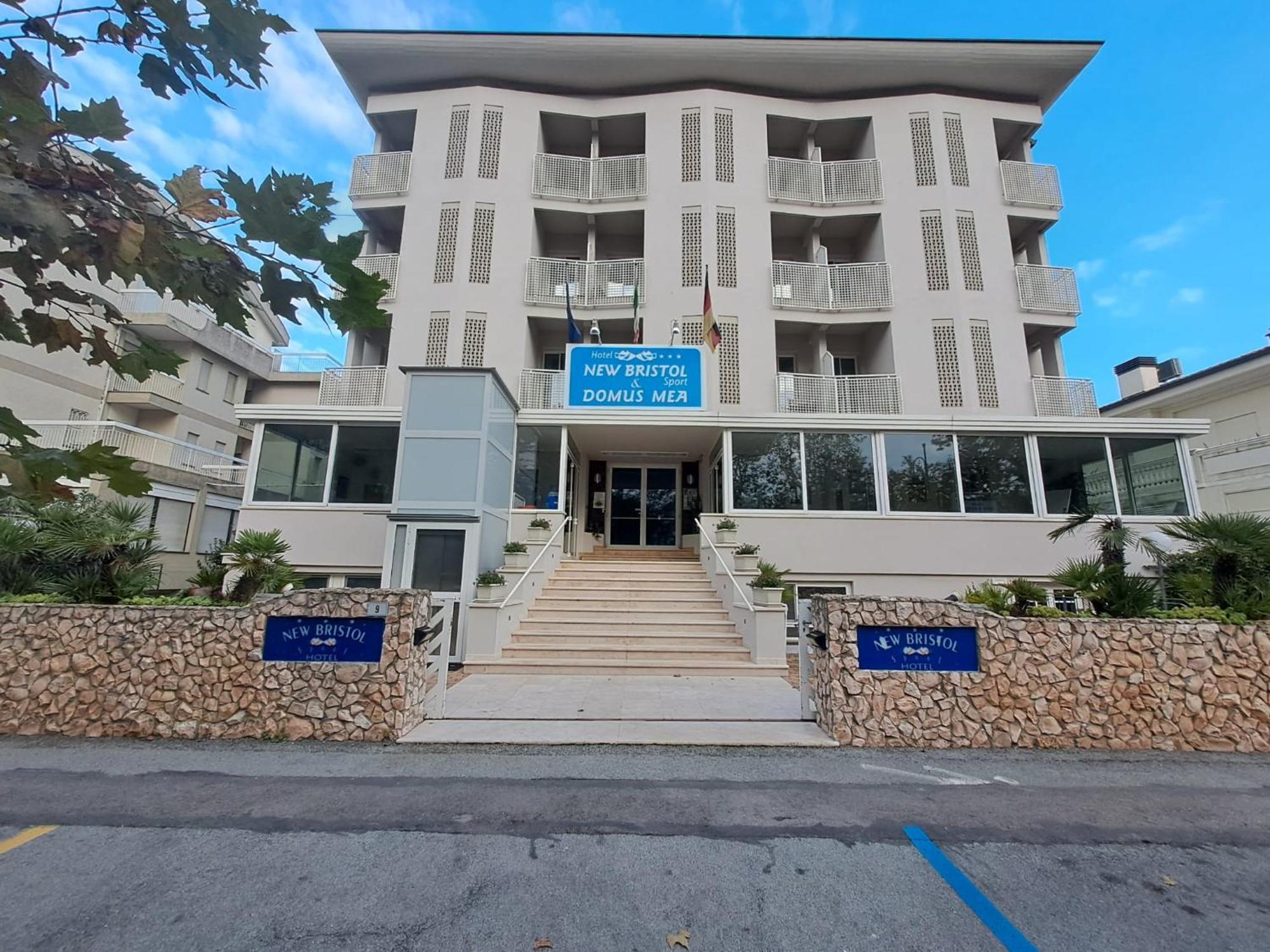 New Bristol Sport Hotel Cesenatico Eksteriør bilde